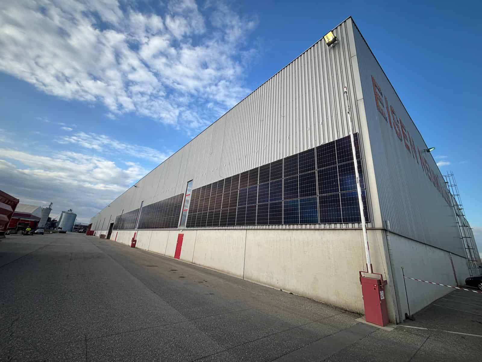 BIPV система – проект за соларна фасада, Германия (1) BIPV система – проект за соларна фасада, Германия